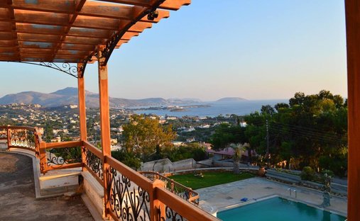 Villa à Kalyvia Thorikou, Attique, Grèce 1