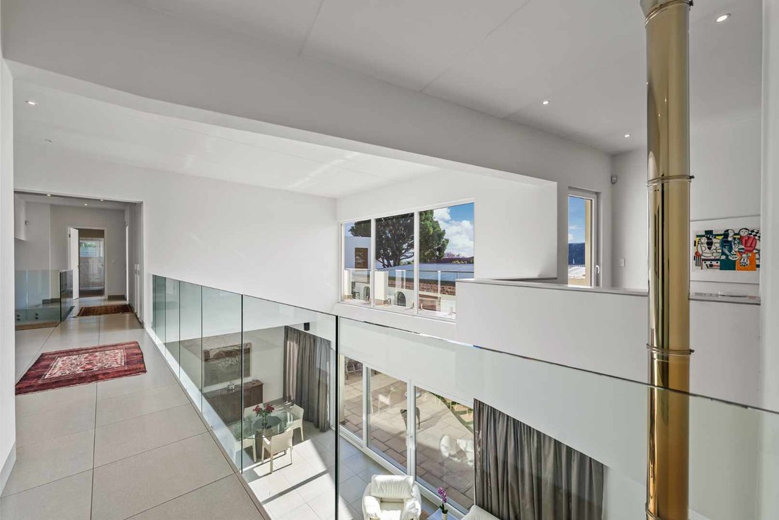 House in Sea Point, Cape Town, South Africa 3 - 18003525