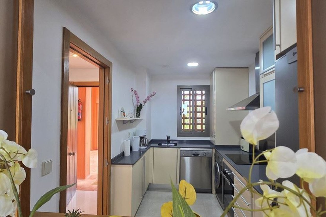 Apartment in Estepona, Andalusia, Spain 5 - 18000908