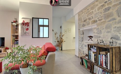 Villa a Montagnole, Auvergne-Rodano-Alpi, Francia 1