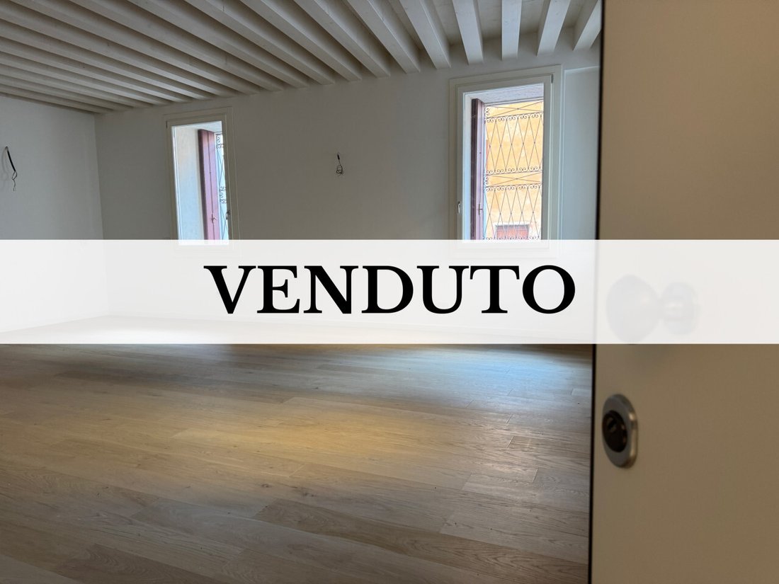 Apartment in Bassano del Grappa, Veneto, Italy 1 - 17569987