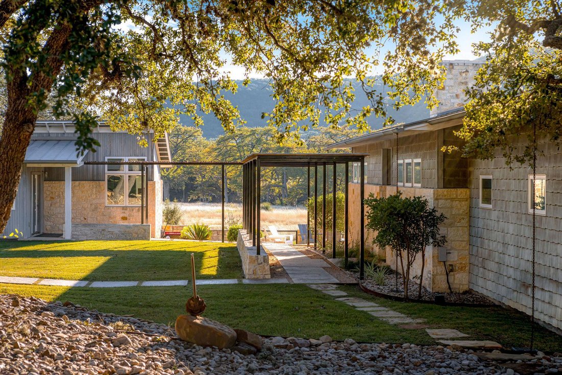 House in Uvalde, Texas, United States 4 - 18001836