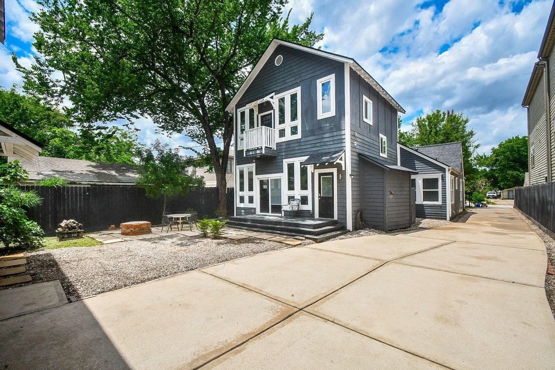 House in Houston, Texas, United States 3 - 18003505