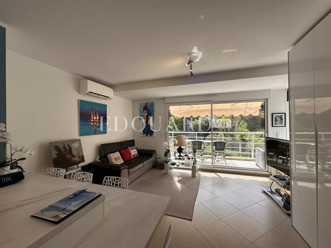 Apartment in Menton, Provence-Alpes-Côte d'Azur, France 3 - 18002125