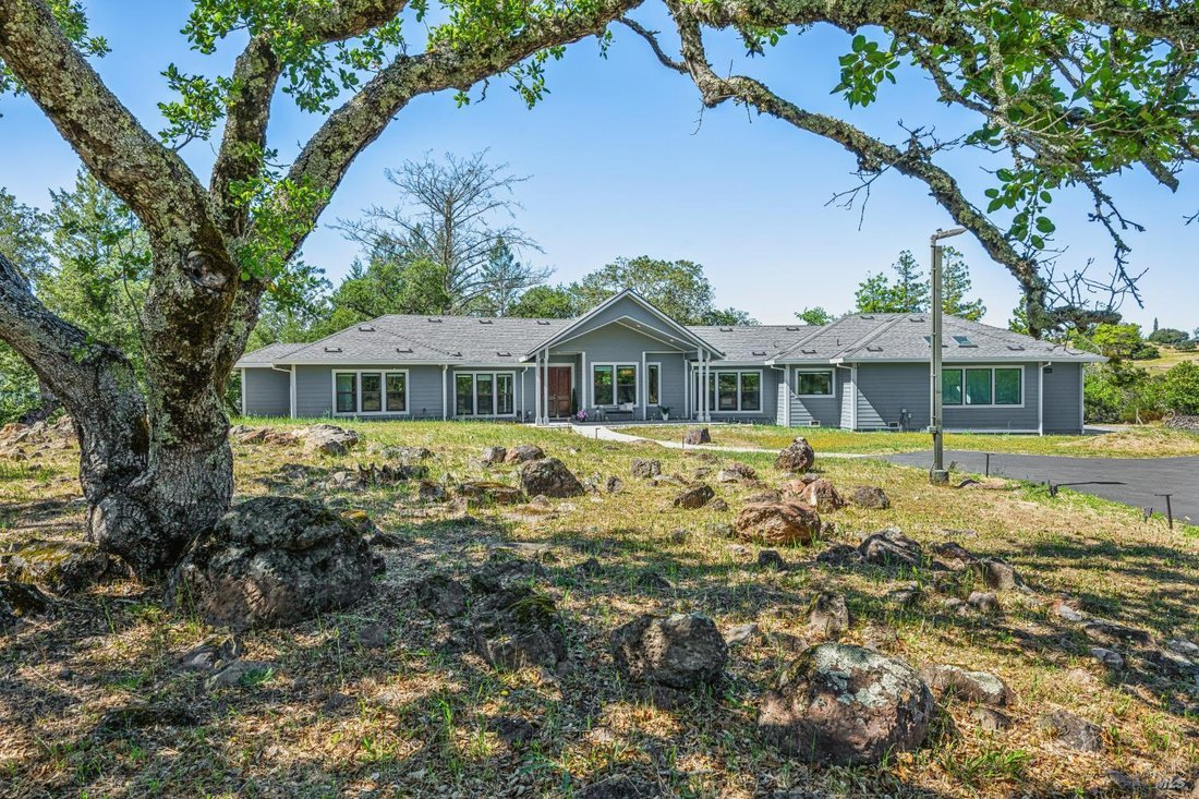 House in Santa Rosa, California, United States 3 - 18002208
