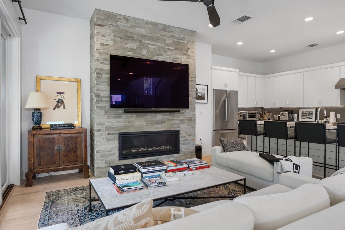 Condo in Austin, Texas, United States 4 - 18000759