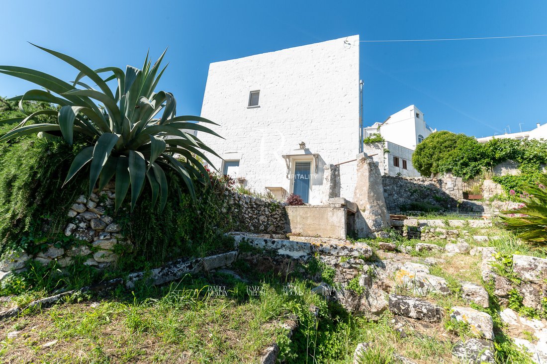 Casa en Calle Ludovico - Corso Umberto I - Calle Vittorio Emanuele, Ostuni, Apulia 3 - 18001966