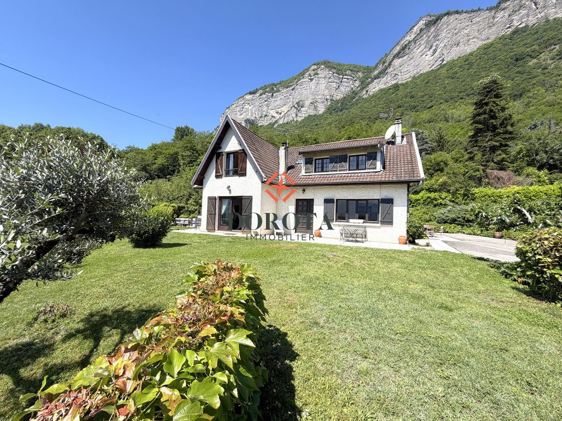 House in Lumbin, Auvergne-Rhône-Alpes, France 1 - 18003104
