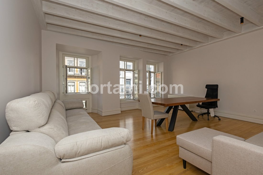 Apartment in Cedofeita, Santo Ildefonso, Se, Miragaia, Sao Nicolau e Vitoria, Porto District, Portugal 1 - 18002296