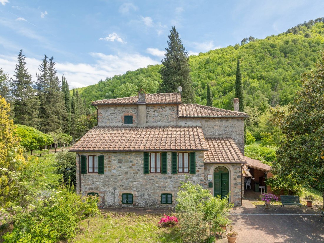 Villa in Gaiole in Chianti, Tuscany, Italy 1 - 17651014