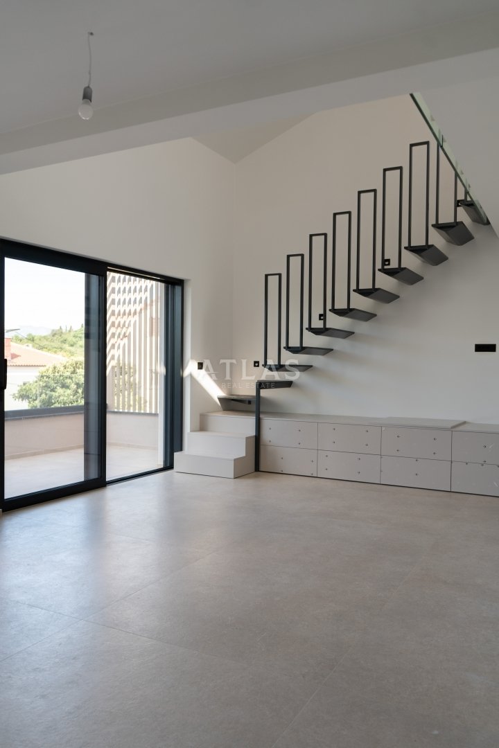 Apartment in Mjesni odbor Grad Trsat, Grad Rijeka, Primorje-Gorski Kotar County 2 - 18002265