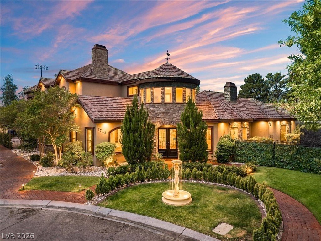 House in Las Vegas, Nevada, United States 1 - 18003357