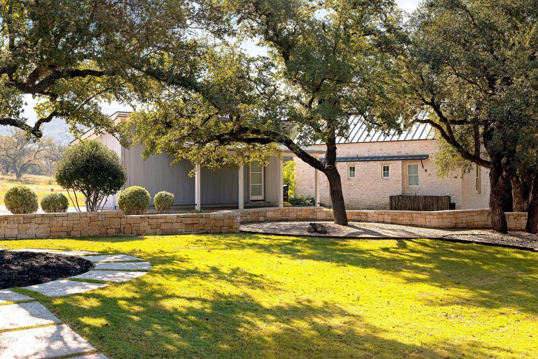 House in Uvalde, Texas, United States 3 - 18001836