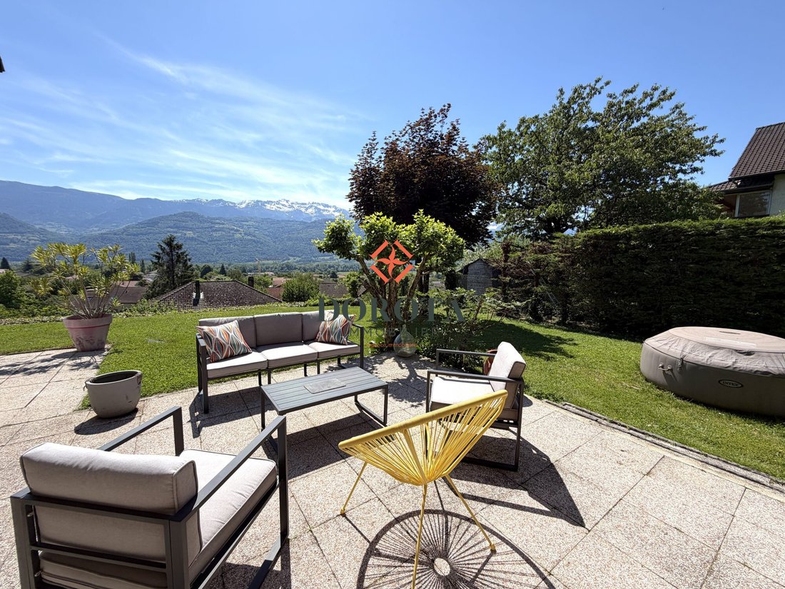 House in Lumbin, Auvergne-Rhône-Alpes, France 3 - 18003104