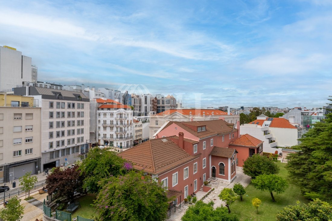 Apartment in Avenidas Novas, Lisbon, Portugal 1 - 18002395