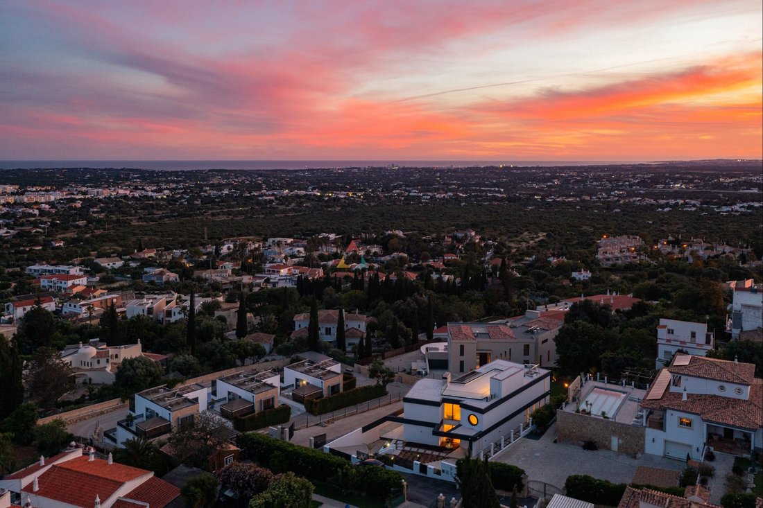 Villa in Loule (Sao Clemente), Algarve, Portugal 5 - 17573645