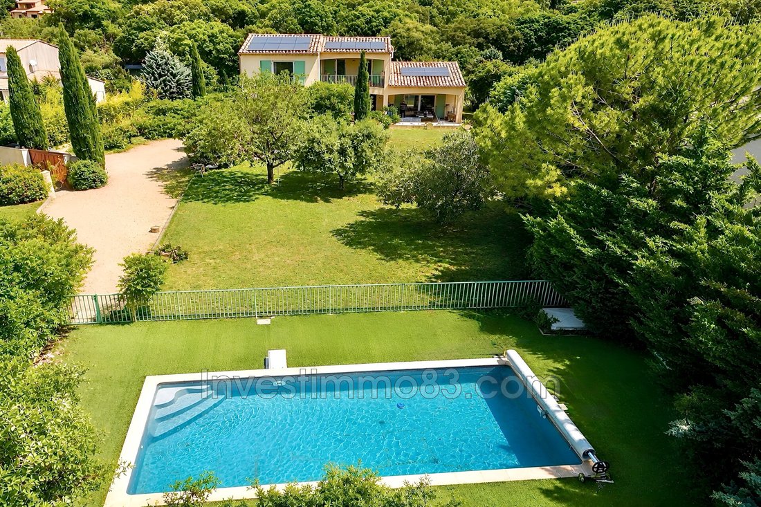 Villa in Pourrieres, Provence-Alpes-Côte d'Azur, France 1 - 18000717