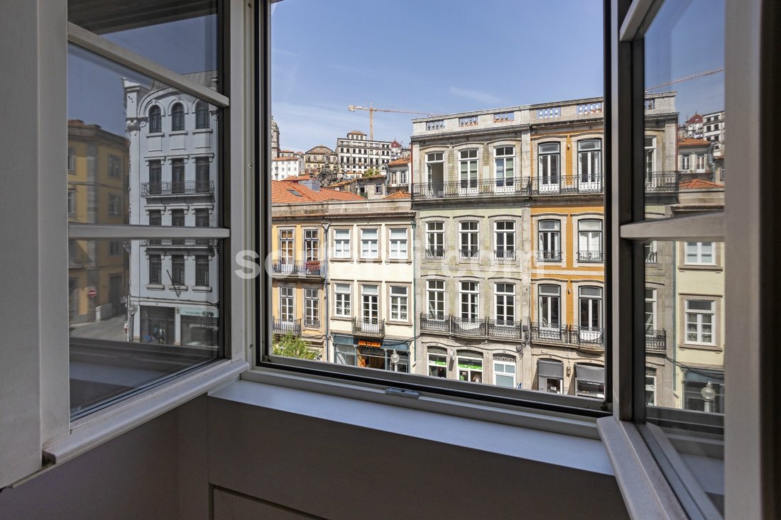Apartment in Cedofeita, Santo Ildefonso, Se, Miragaia, Sao Nicolau e Vitoria, Porto District, Portugal 2 - 18002296