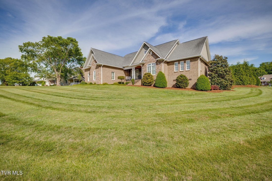 House in Elizabethton, Tennessee, United States 4 - 18003571