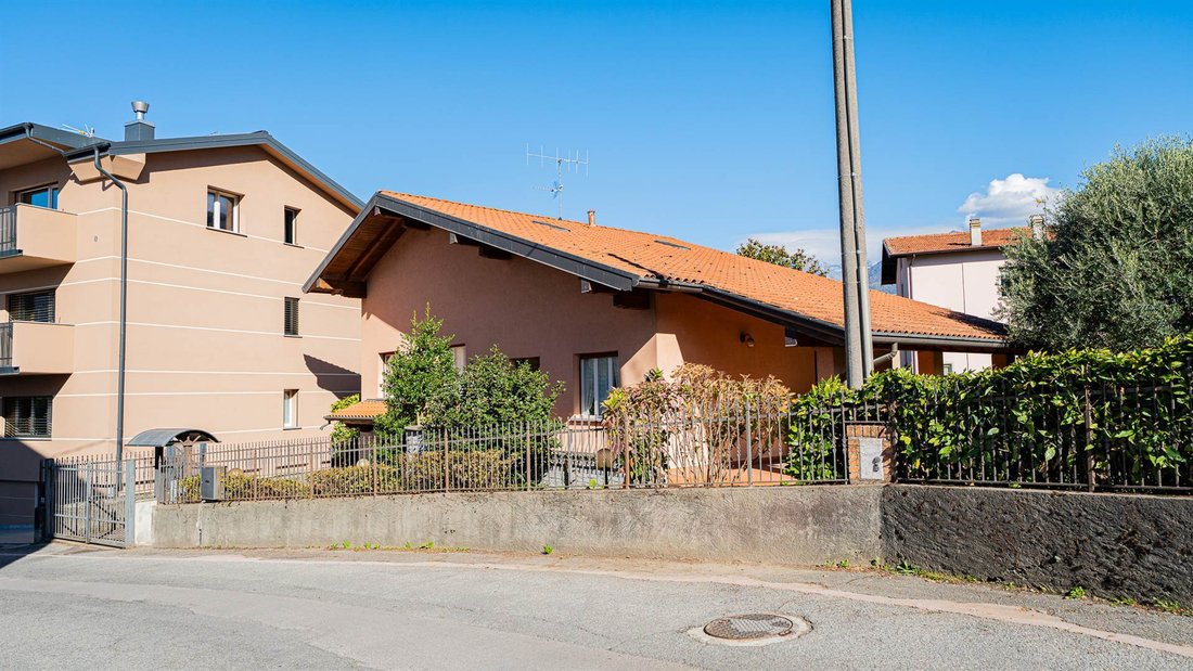 House in Colico Piano, Lombardy, Italy 4 - 18002238