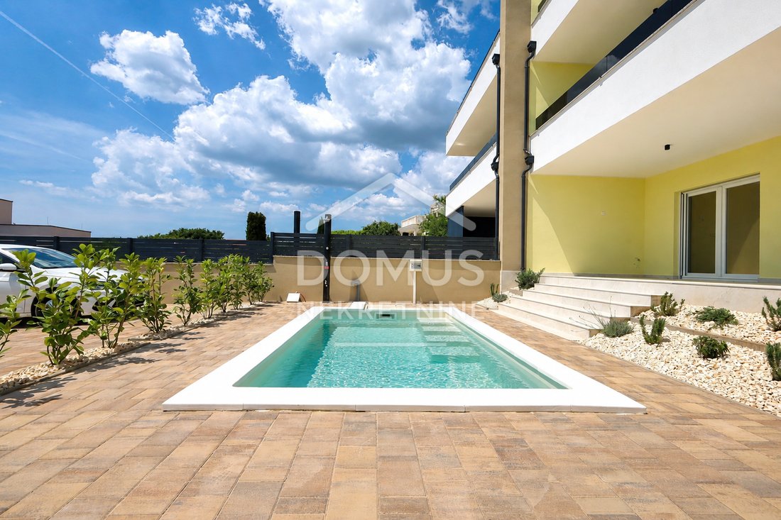 House in Tribunj, Sibenik-Knin County, Croatia 1 - 16117241