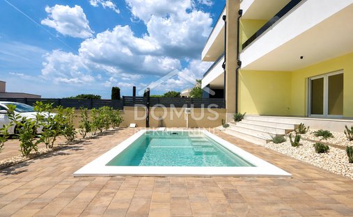 House in Tribunj, Sibenik-Knin County, Croatia 1