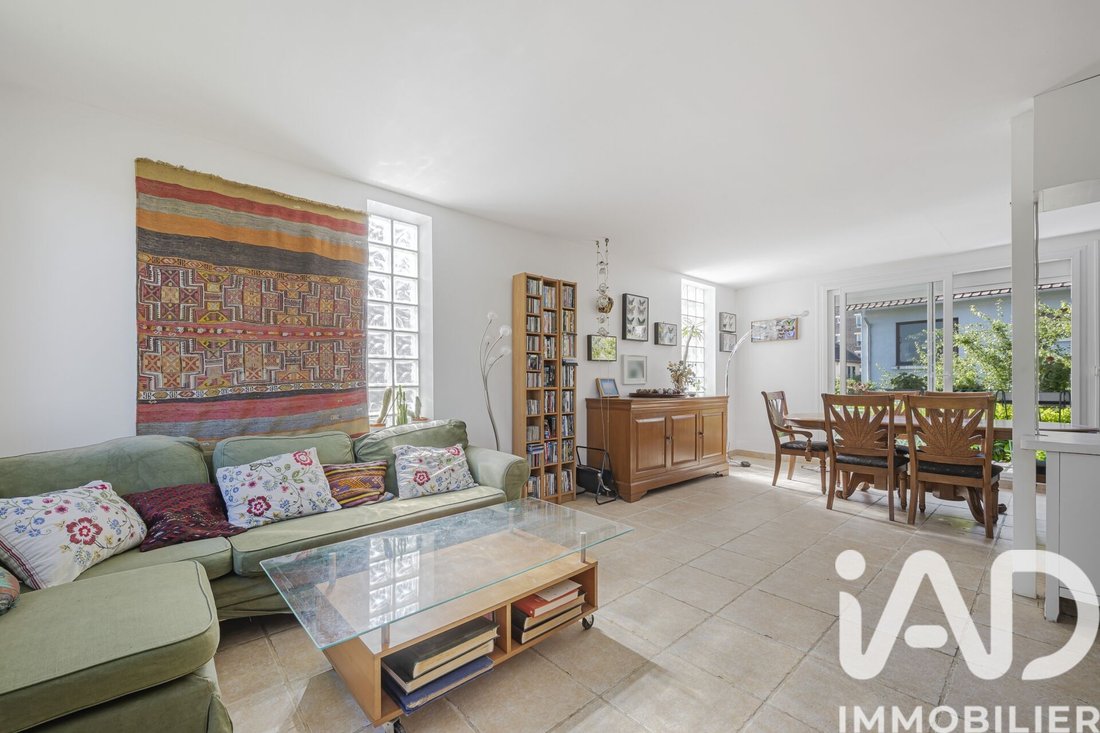 House in Bois-Colombes, Ile-de-France, France 2 - 18001635