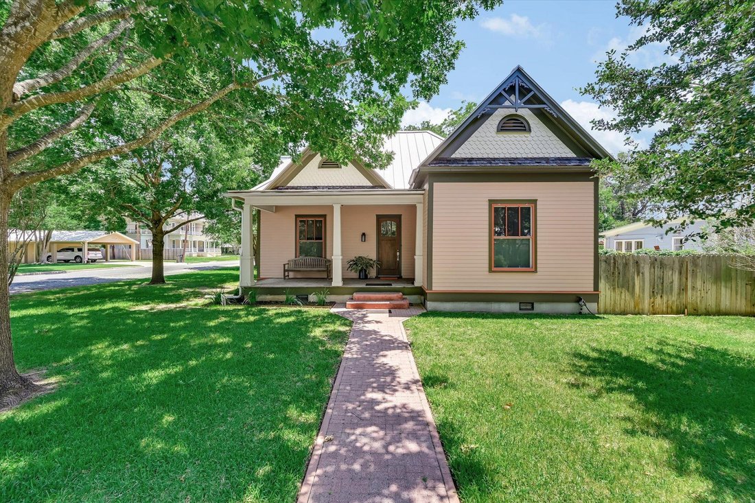 House in Smithville, Texas, United States 1 - 18001841