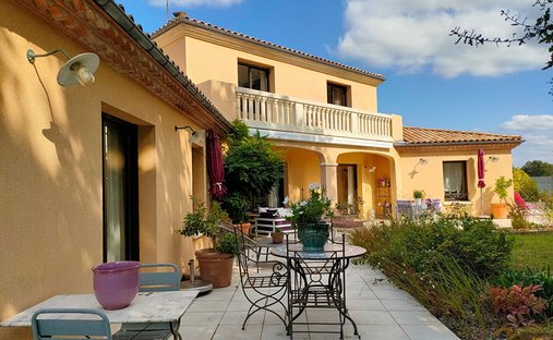 Villa in Montussan, Nouvelle-Aquitaine, France 1