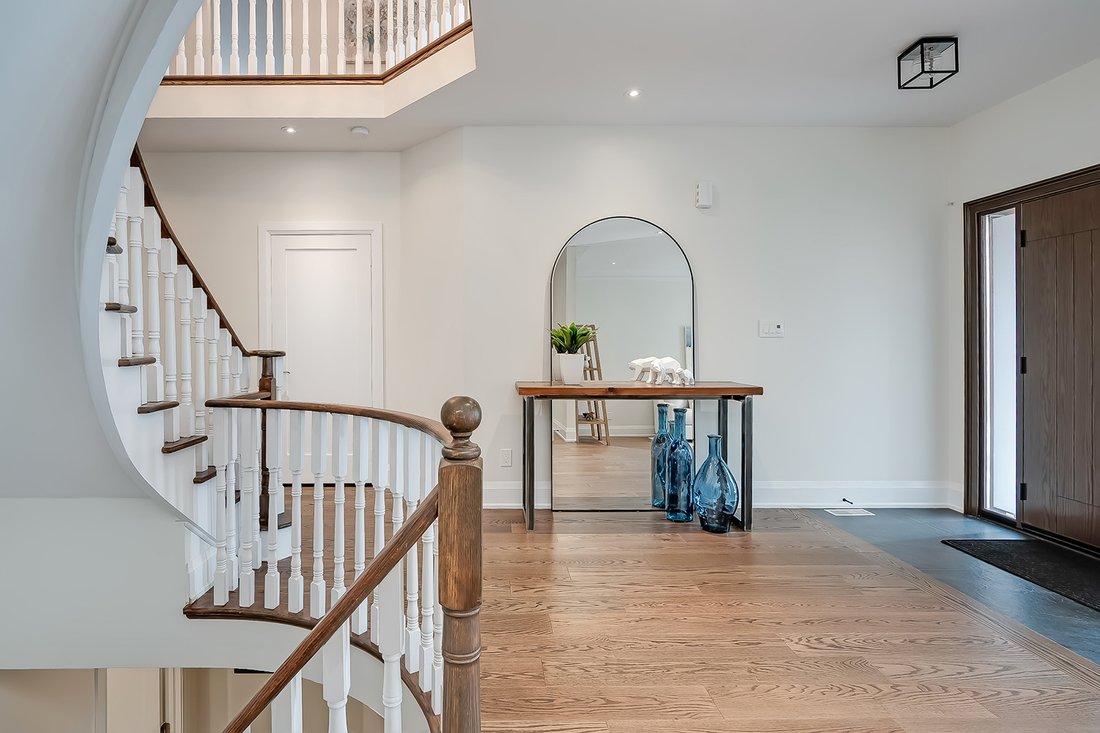 House in Oakville, Ontario, Canada 5 - 18001258