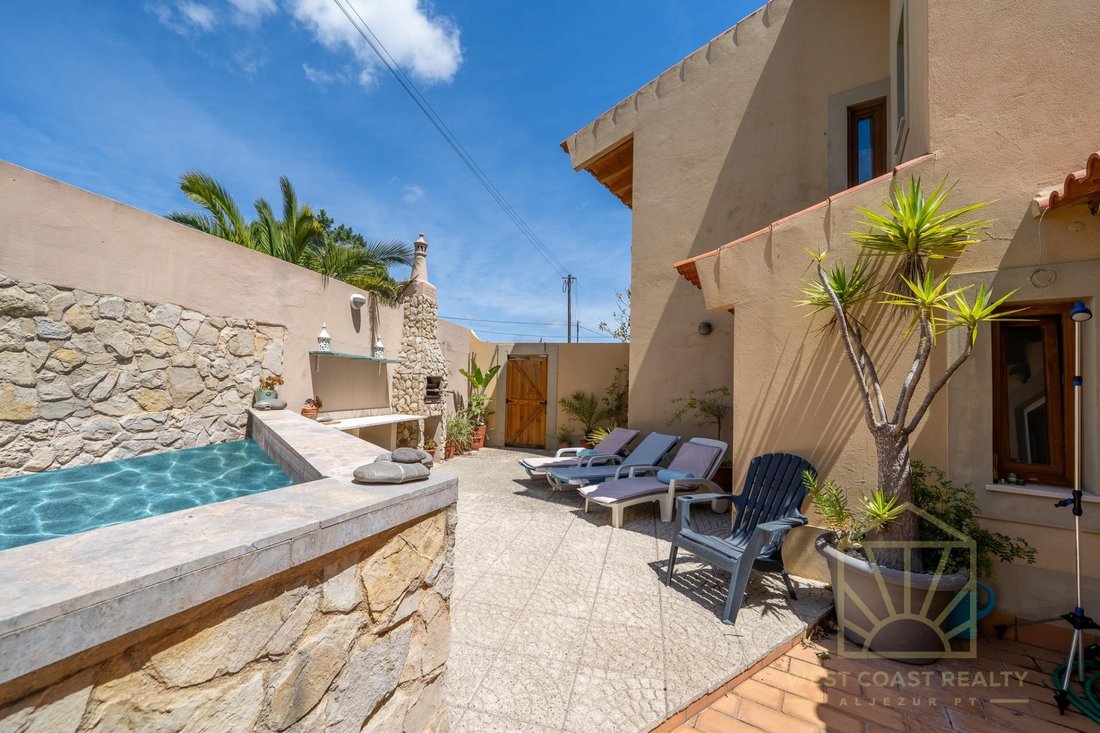 House in Vila do Bispo e Raposeira, Algarve, Portugal 2 - 18003837