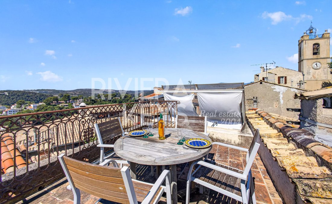 House in Centre-Haut de Cagnes, Cagnes-sur-Mer, France 3 - 18003930