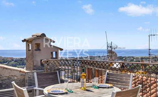 House in Centre-Haut de Cagnes, Cagnes-sur-Mer, France 1