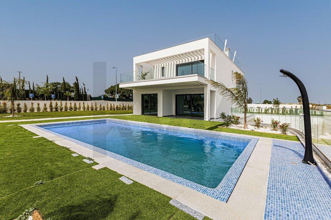 Townhouse in Alcantarilha, Algarve, Portugal 2 - 16086771