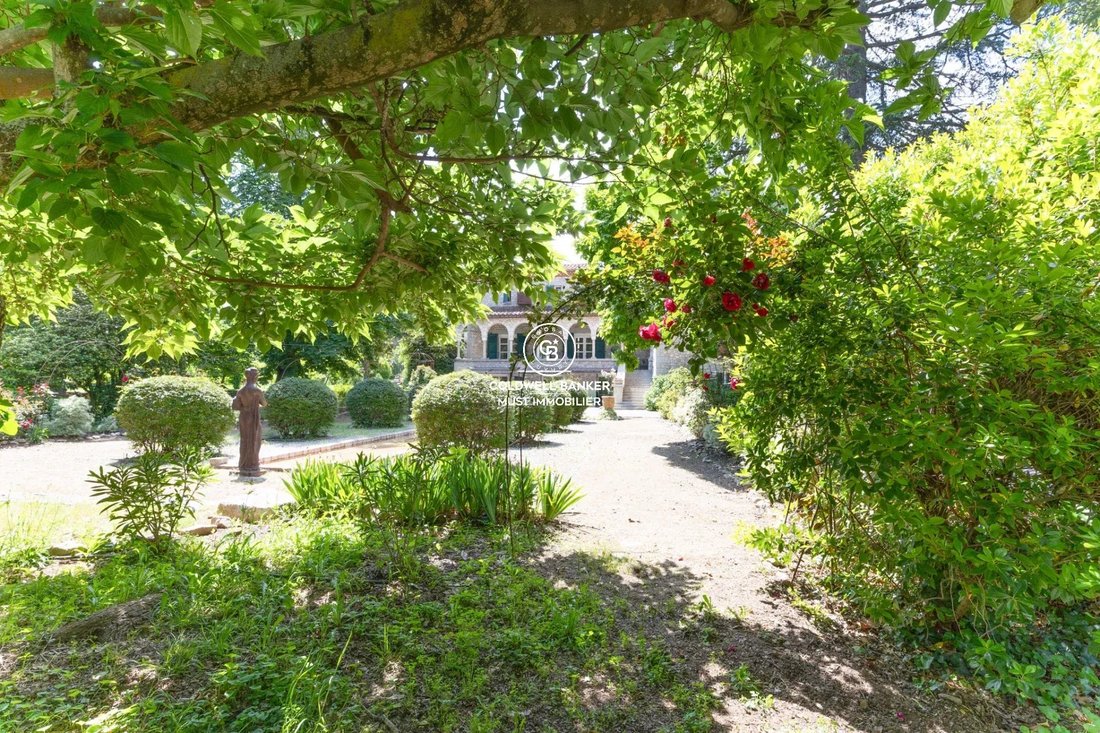 Estate in Ouest, Prades, France 4 - 16119262