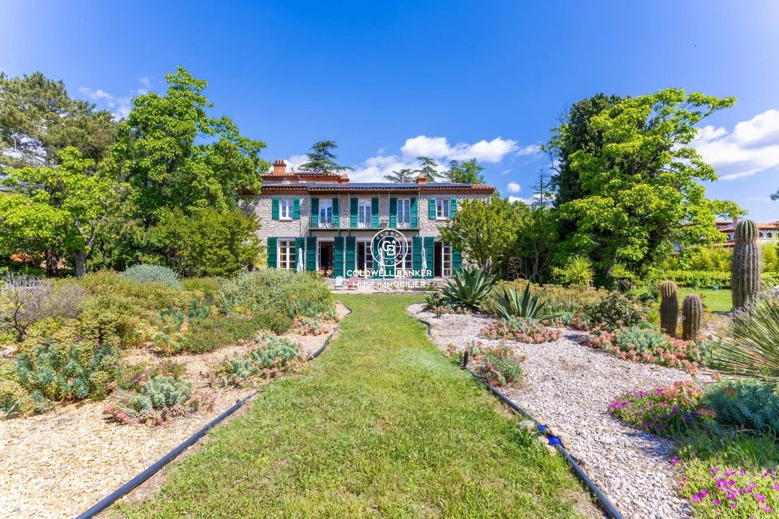Estate in Ouest, Prades, France 2 - 16119262