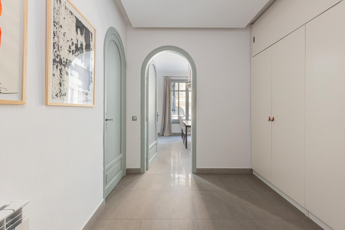 Apartment in Ciutat Vella, Barcelona, Spain 2 - 18003711