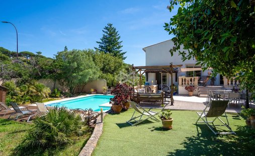 Villa in Nartelle-Noyer-Bellevue-bd des Sardinaux, Sainte-Maxime, Frankreich 1