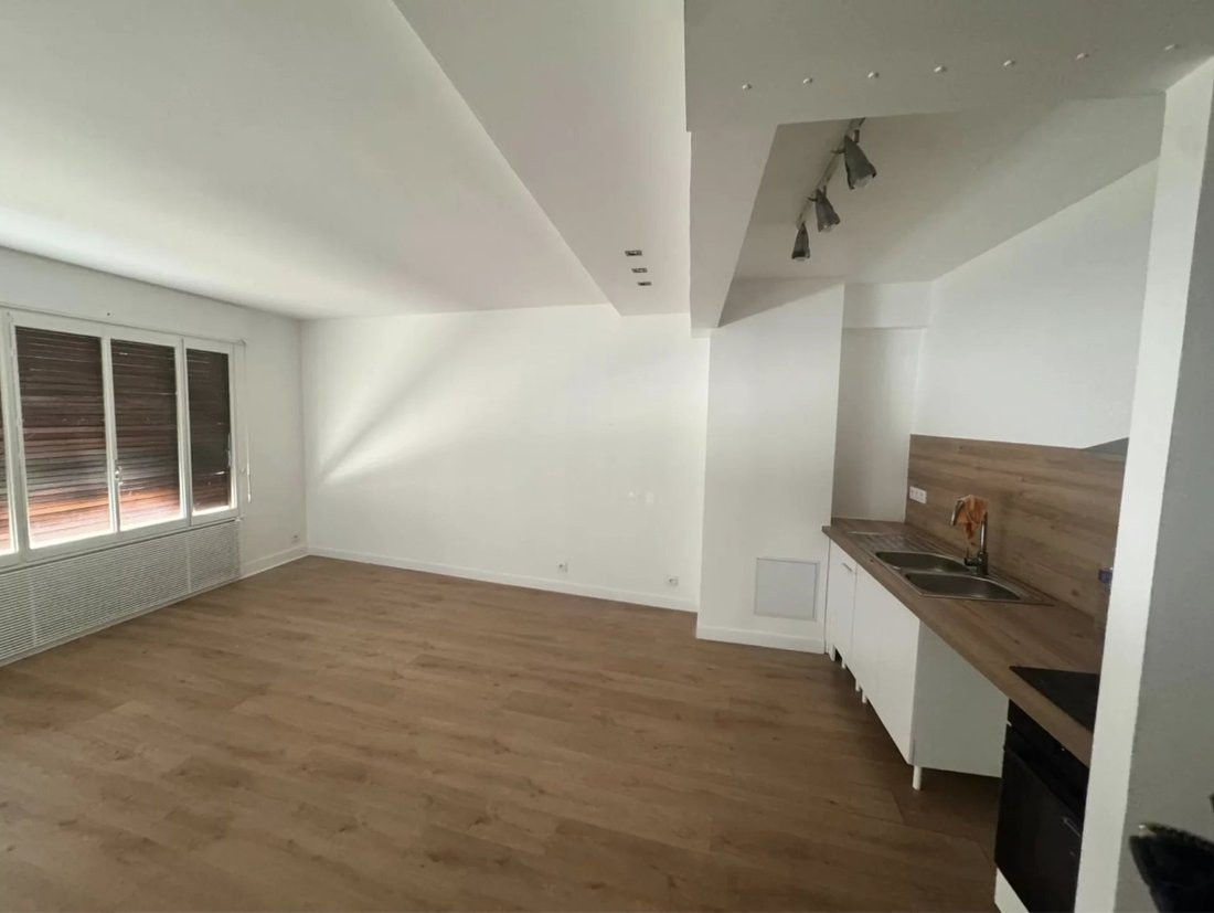 Apartment in Bois de Vincennes, Paris 12e Arrondissement, Paris 4 - 18003860