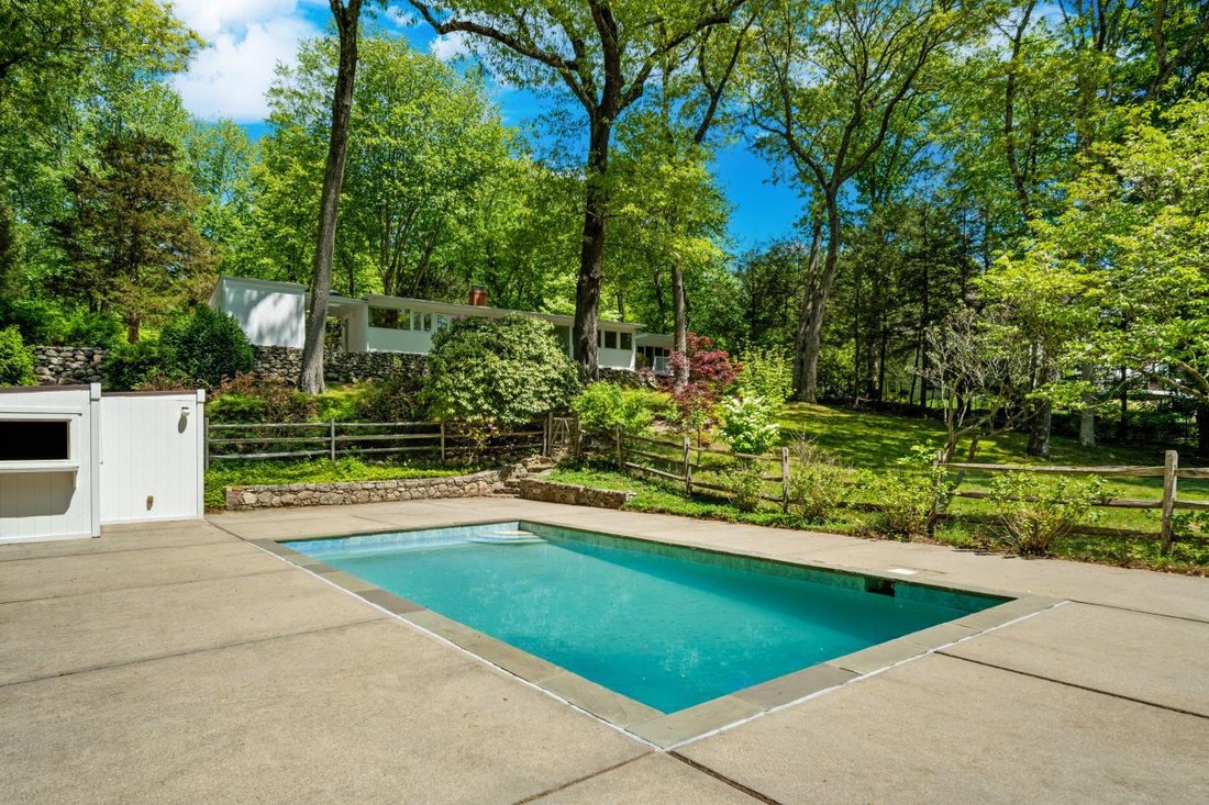 House in Weston, Connecticut, United States 4 - 18003782