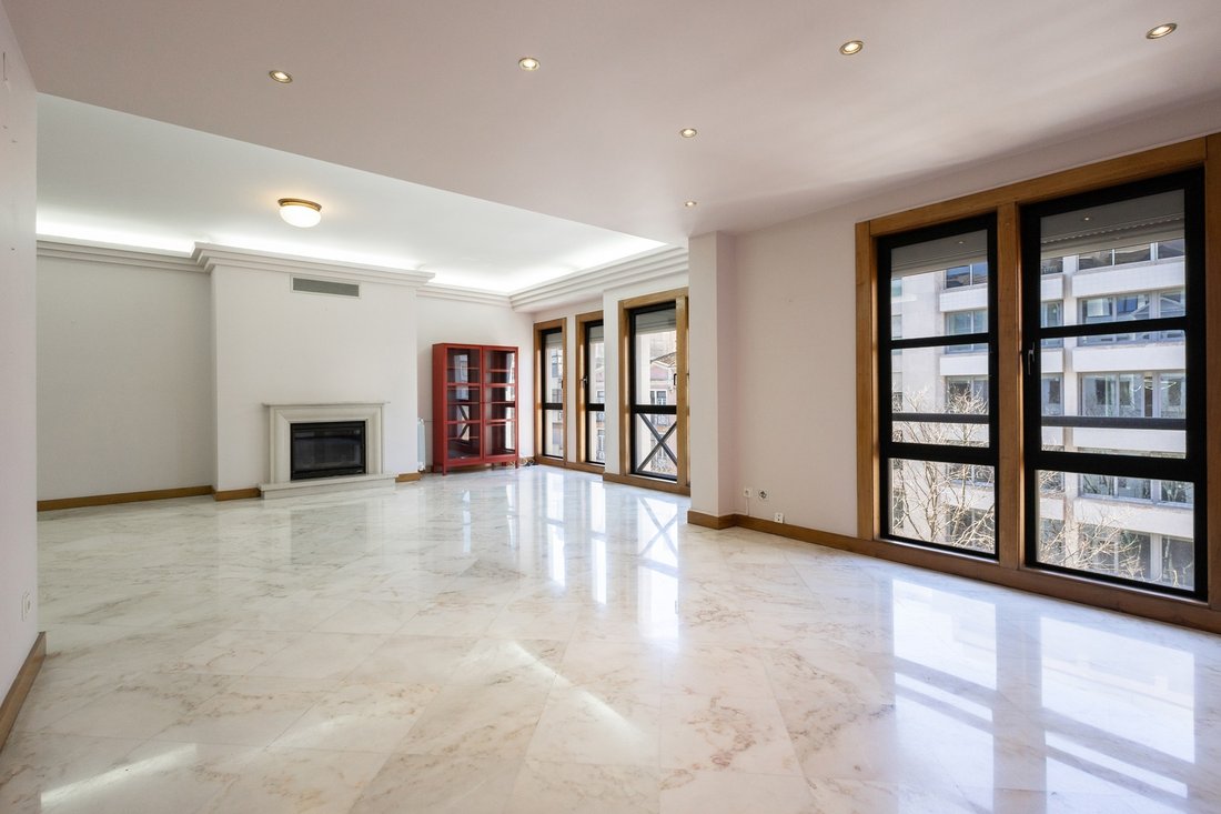 Apartment in Arroios, Lisbon, Portugal 5 - 18003671