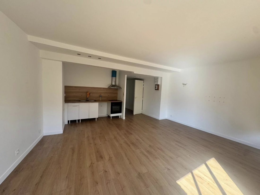 Apartment in Bois de Vincennes, Paris 12e Arrondissement, Paris 2 - 18003860