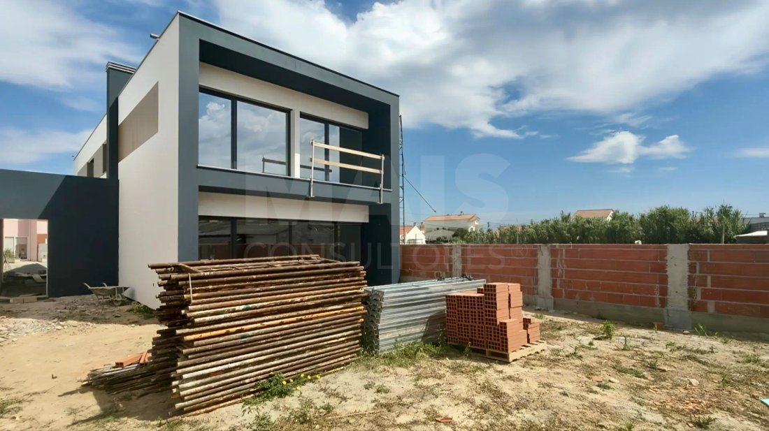 Villa in Silveira, Lisbon, Portugal 1 - 17469672
