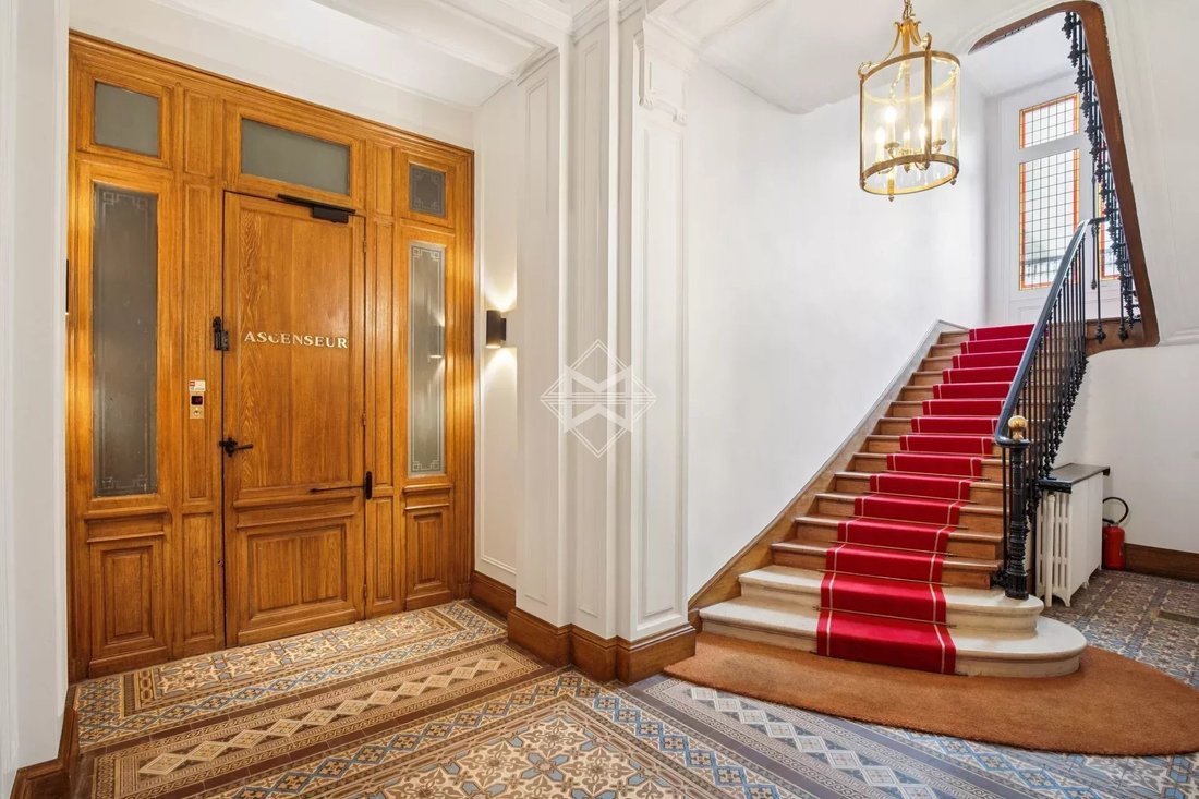 Apartment in Chaillot, Paris 16e Arrondissement, Paris 1 - 18003937