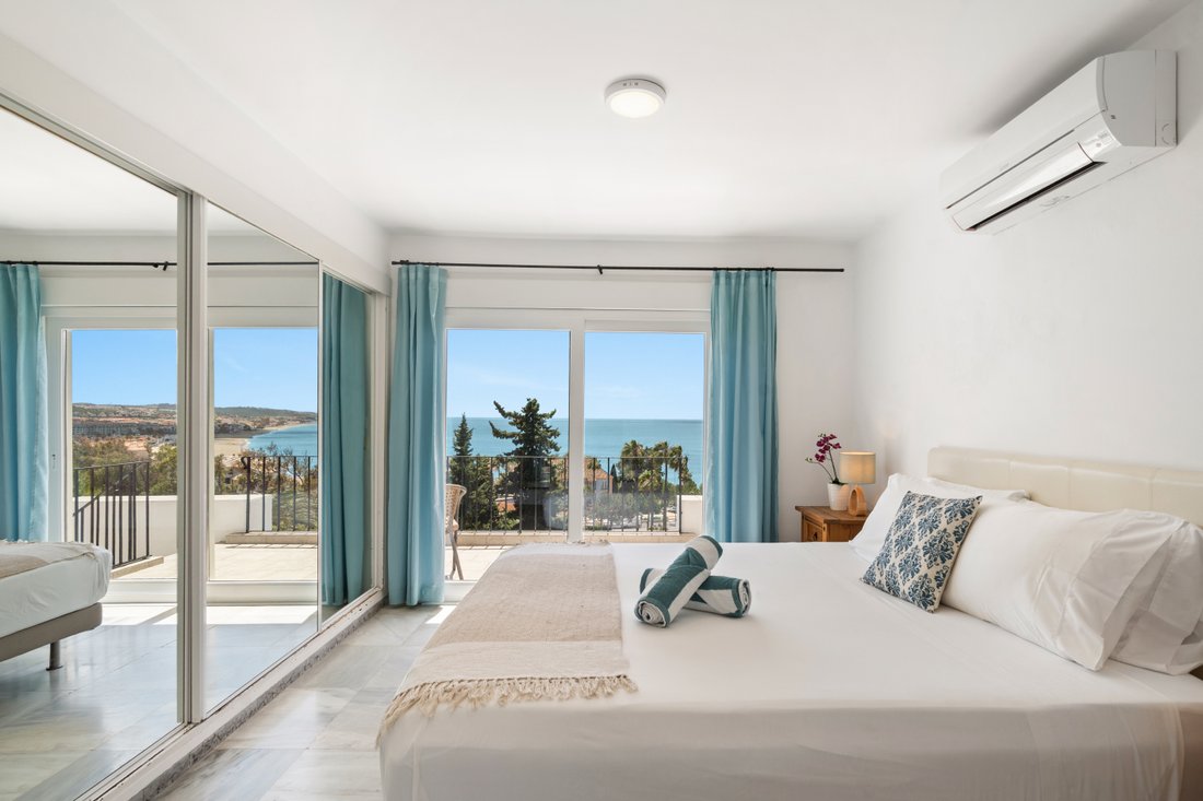 Villa in Casares, Andalusia, Spain 4 - 18004378