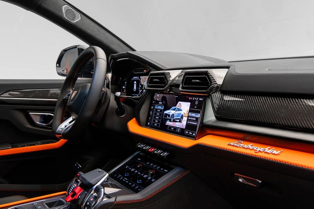 Suv in Miami, FL, United States 2 - 18004144