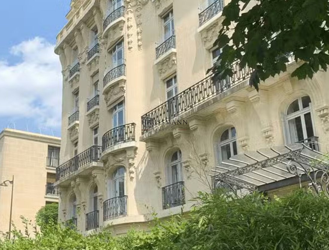 Apartment in Charles Laffitte, Neuilly-sur-Seine, France 1 - 18004059