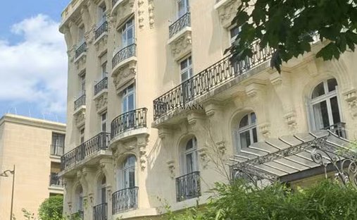 Apartment in Charles Laffitte, Neuilly-sur-Seine, France 1