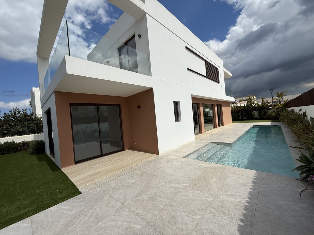 House in Santa Gertrudis de Fruitera, Santa Eularia des Riu, Balearic Islands 3 - 18004387