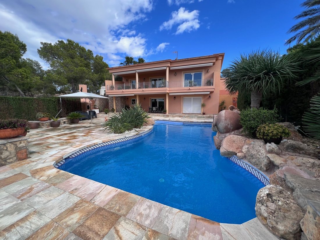 Villa in Roca Llisa, Santa Eularia des Riu, Balearic Islands 2 - 18004384